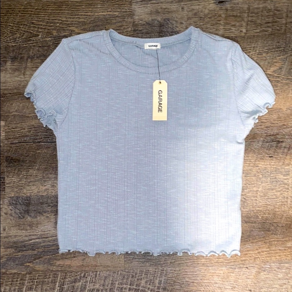 Size Medium Garage Lettuce Hem Baby Tee